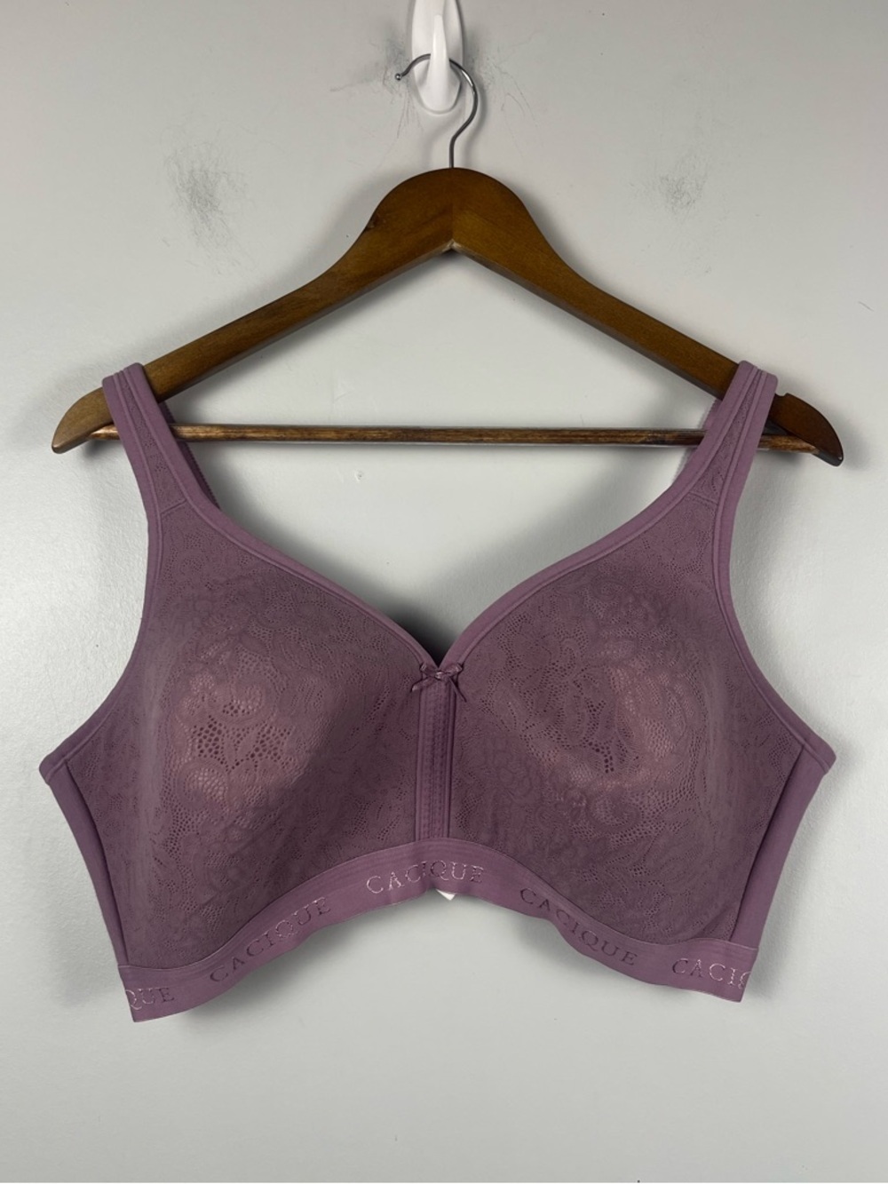 Cacique Bra Lightly Lined No Wire Lace Overlay Lightly Padded purple 40DDD